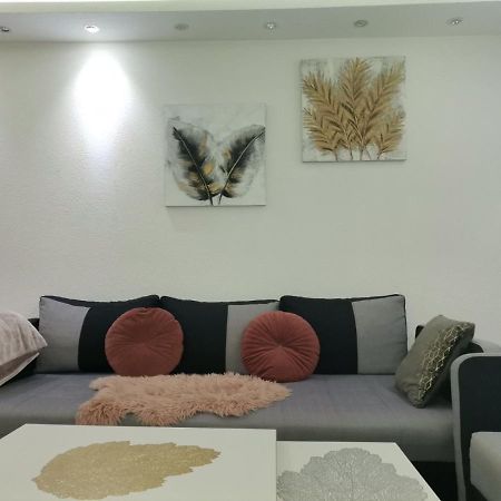 Sladak Kao Med - Centar - Near The Red Carpet Sarajevo Film Festival Apartment ภายนอก รูปภาพ